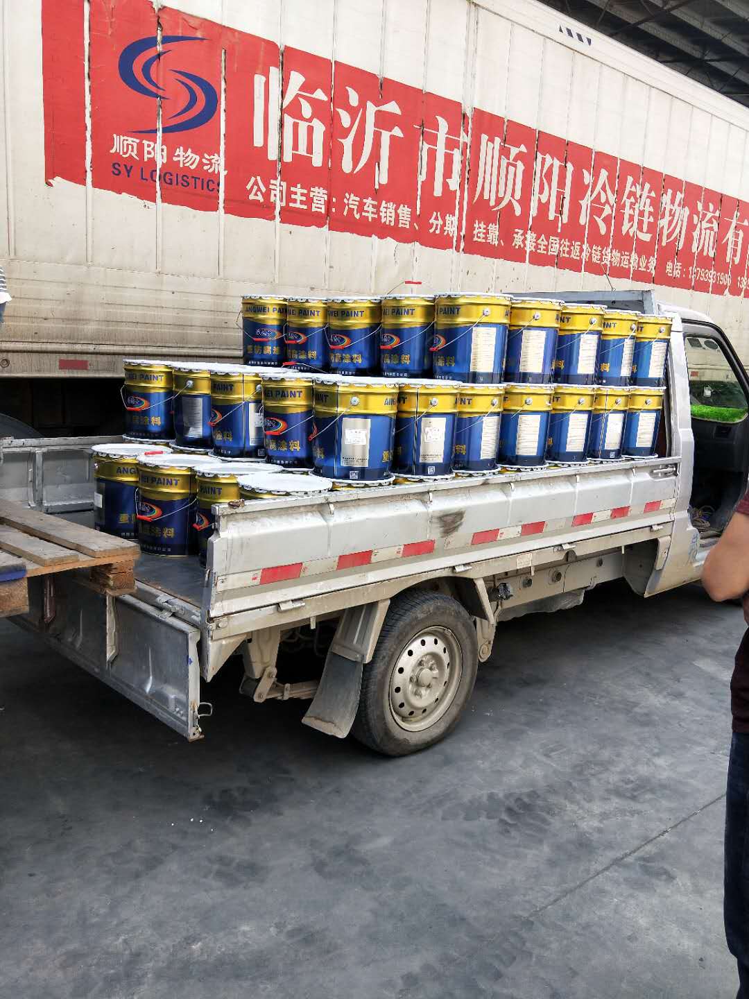 氟碳漆發(fā)貨